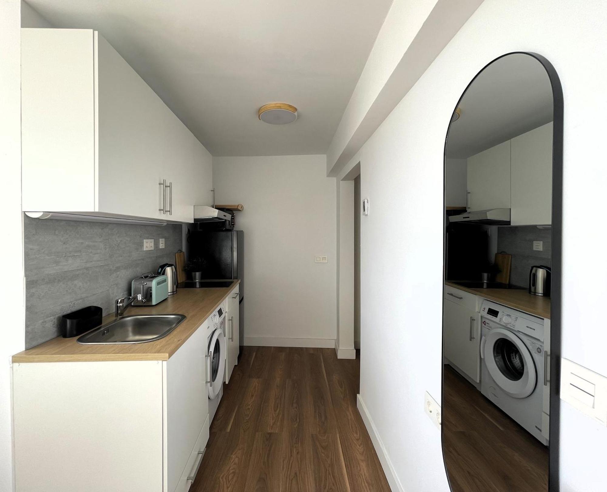 Apartamento Calma Carihuela Beach - 10 Metros De La Playa توريمولينوس المظهر الخارجي الصورة